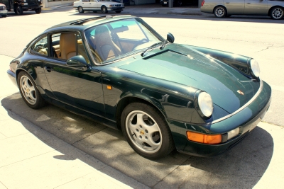 1990 Porsche Carrera 2 .