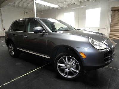 2004 Porsche Cayenne S