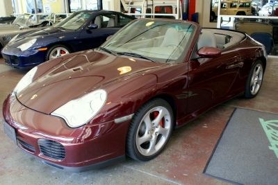 2004 Porsche 911 Carrera 4S