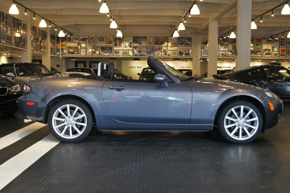 2008 mazda mx 5 miata grand touring value