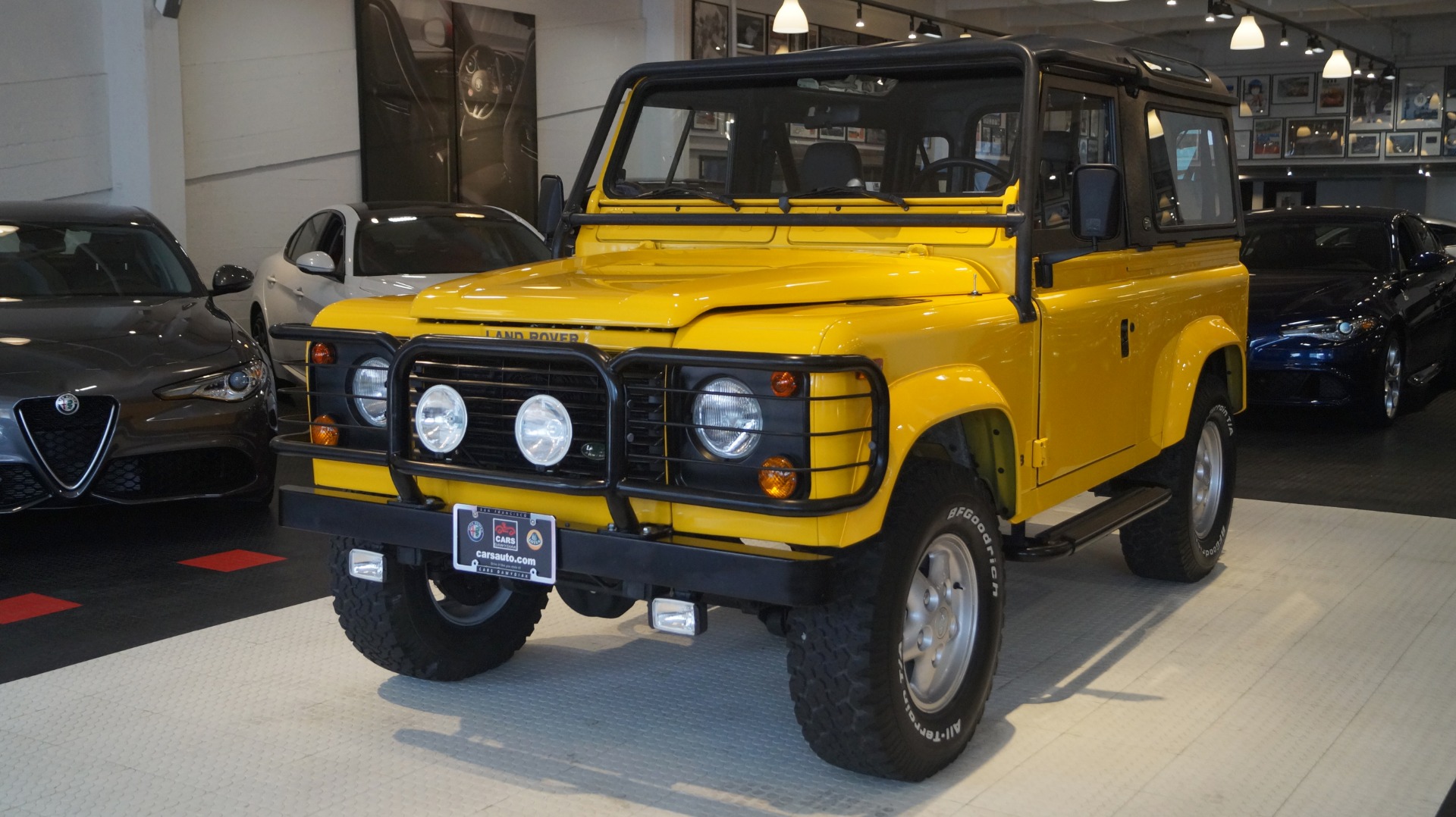mn model d90 land rover defender