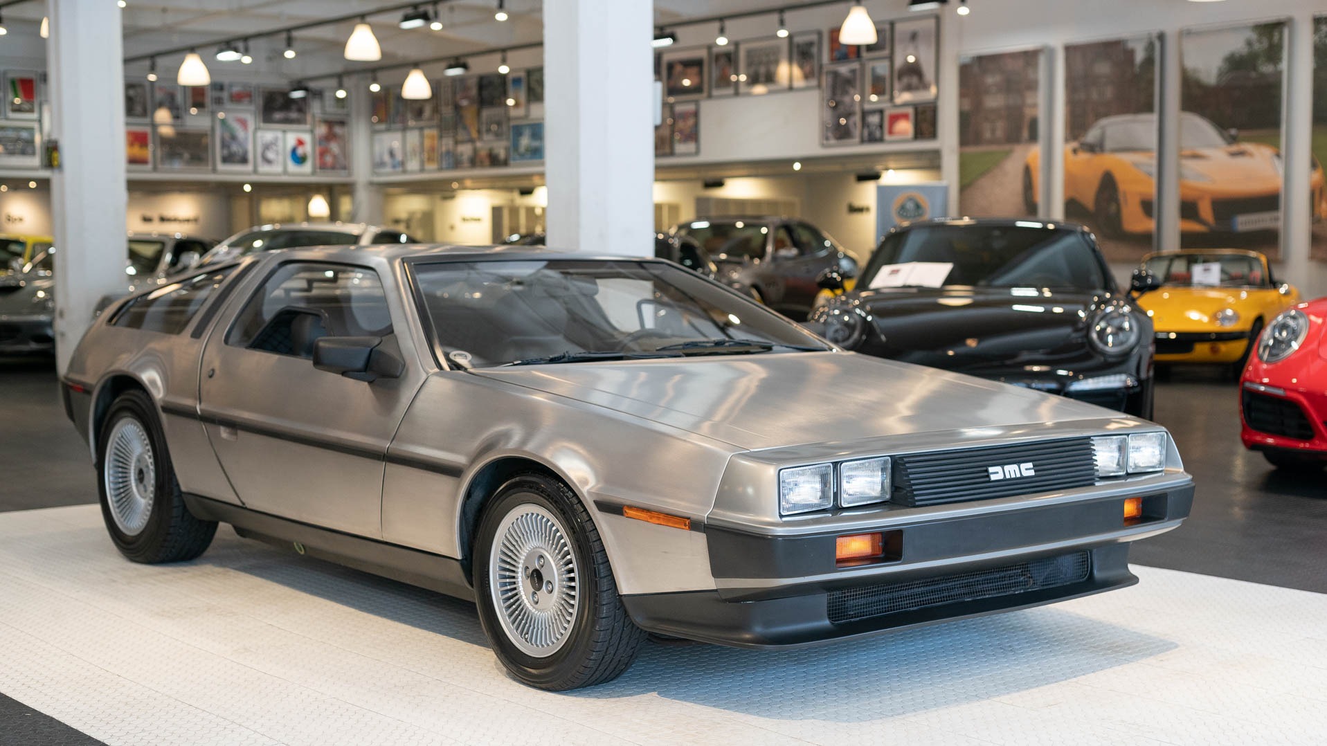 Купить Машину Delorean Dmc 12