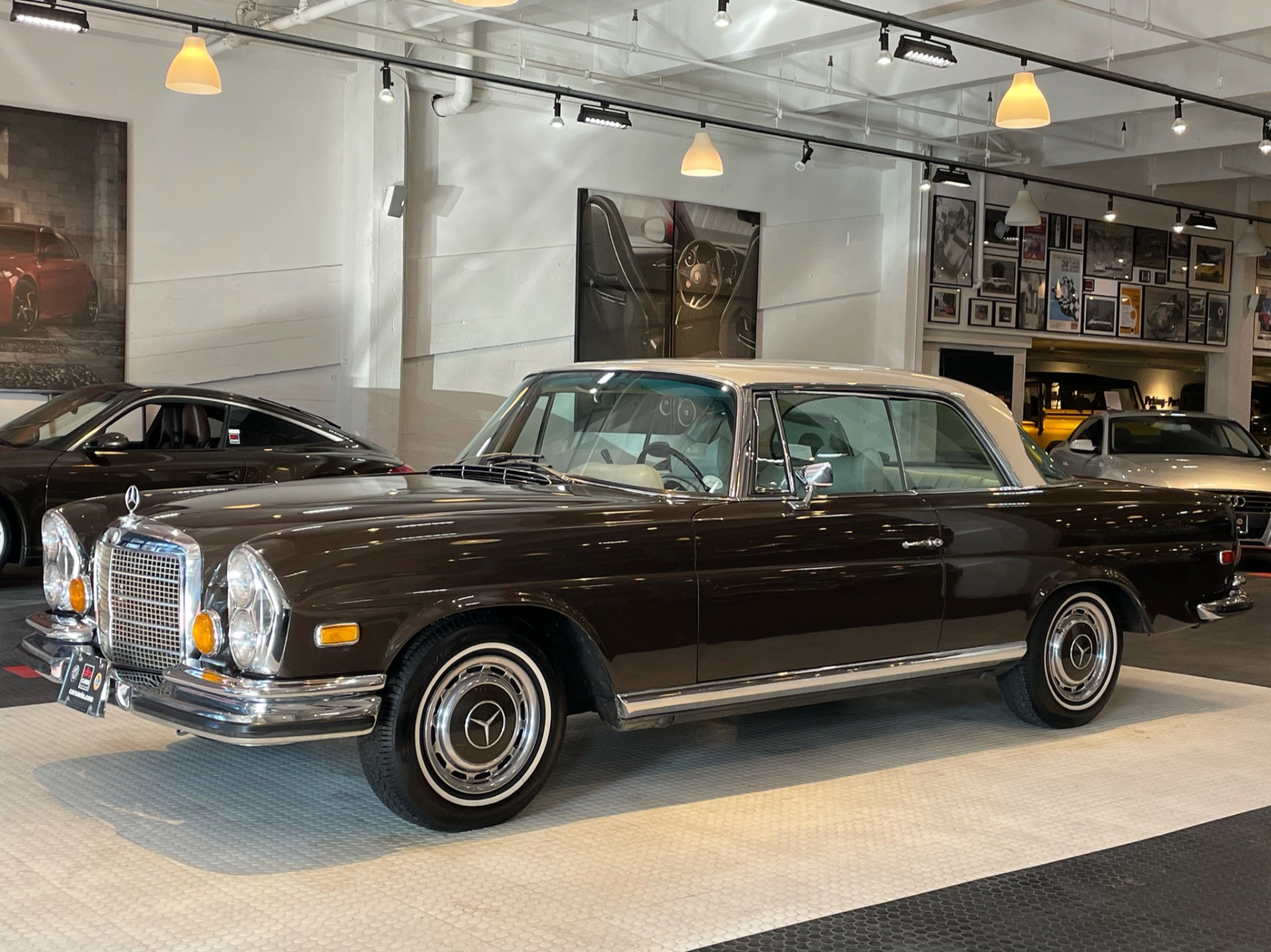 Used 1971 Mercedes-Benz 280SE 3.5 | St. Petersburg, FL