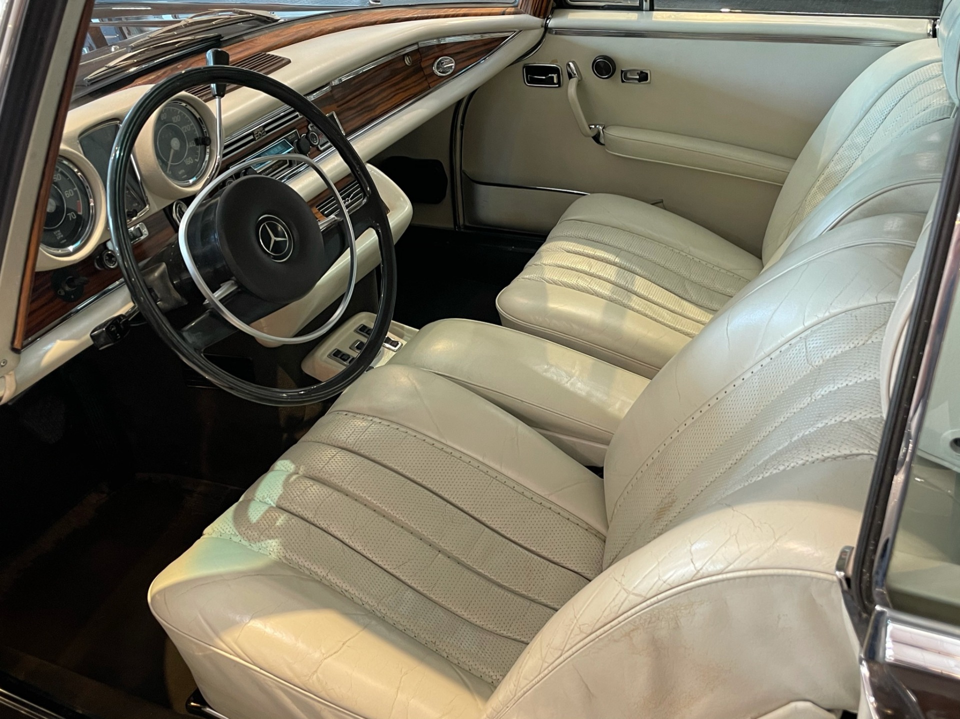 Used 1971 Mercedes-Benz 280SE 3.5 | St. Petersburg, FL