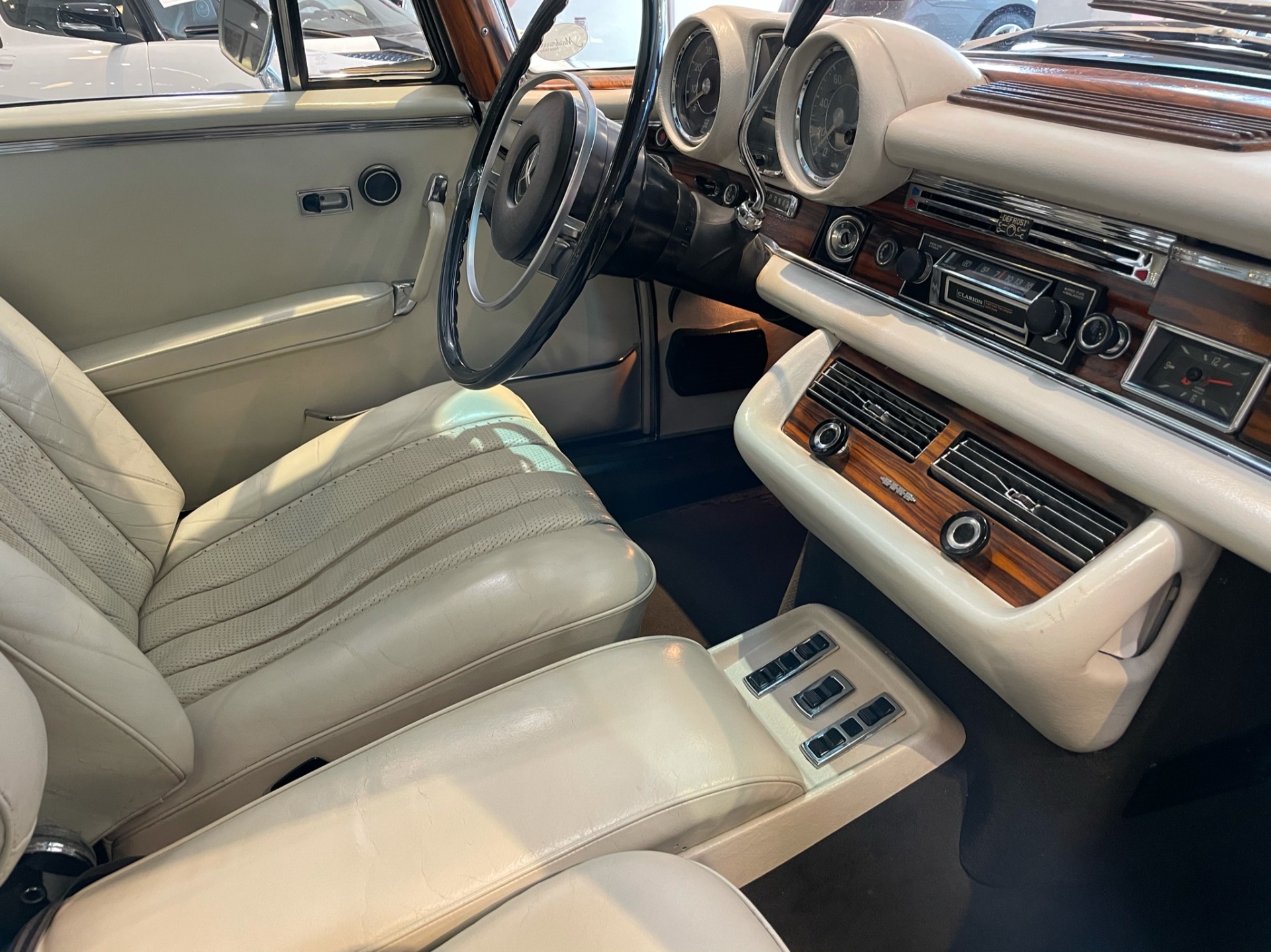Used 1971 Mercedes-Benz 280SE 3.5 | St. Petersburg, FL
