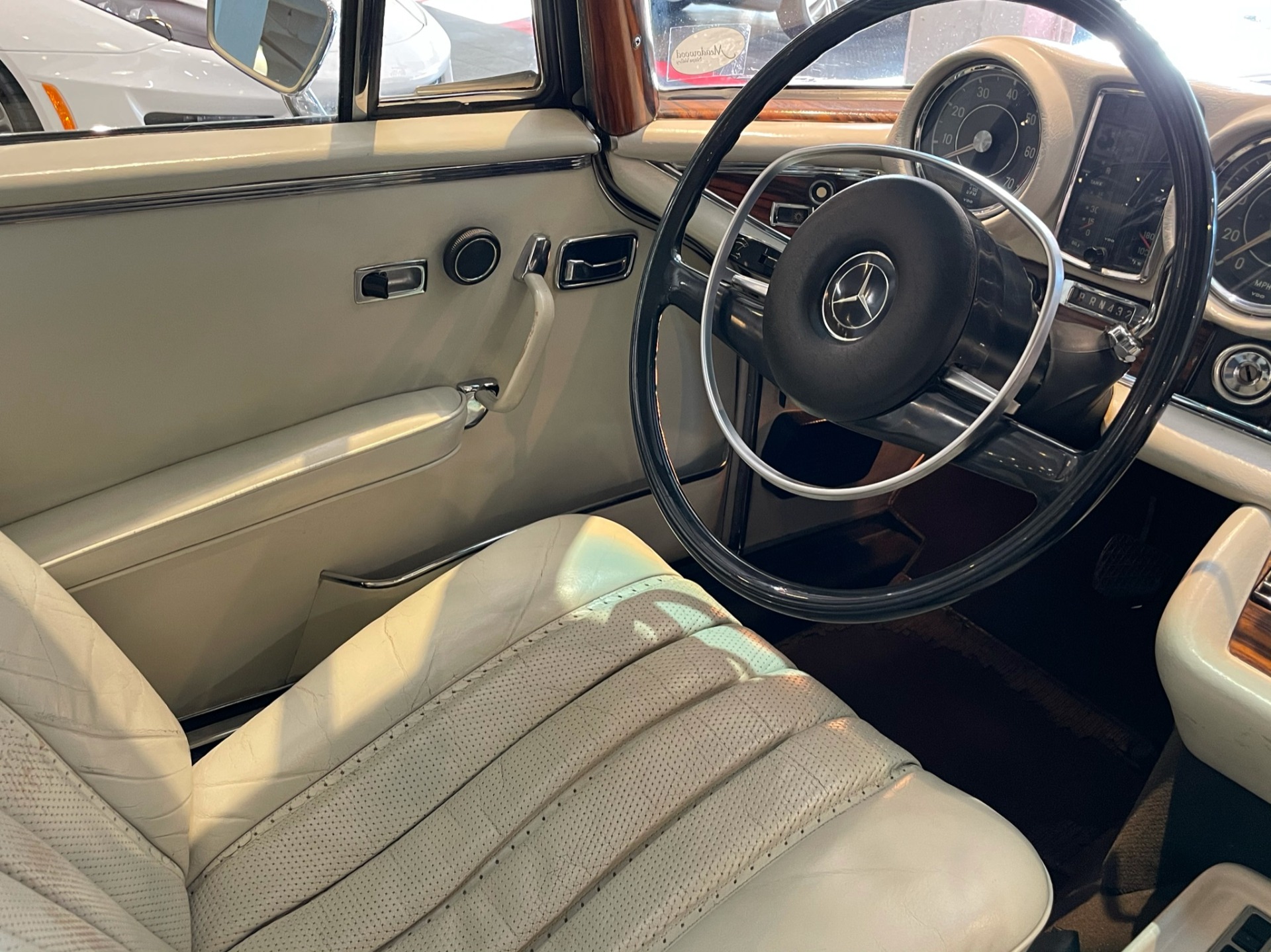Used 1971 Mercedes-Benz 280SE 3.5 | St. Petersburg, FL