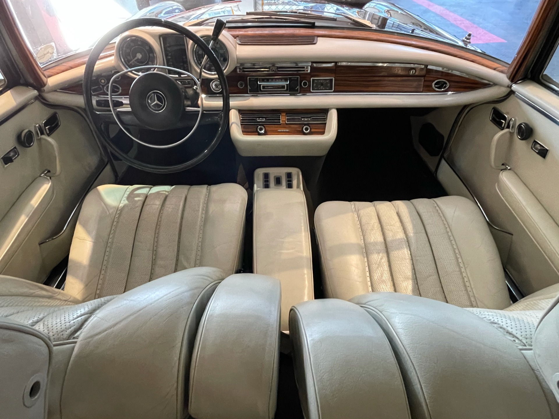 Used 1971 Mercedes-Benz 280SE 3.5 | St. Petersburg, FL