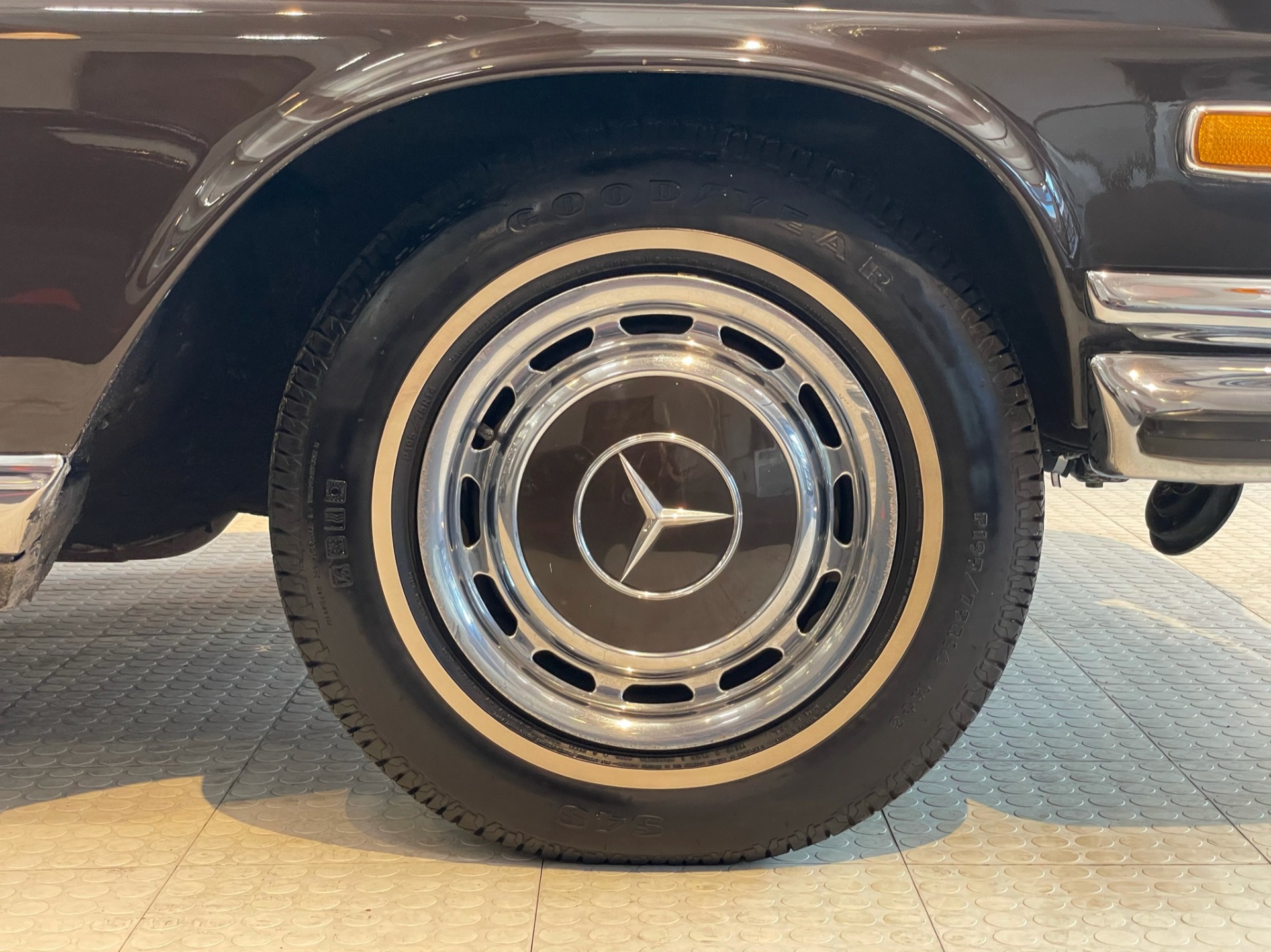 Used 1971 Mercedes-Benz 280SE 3.5 | St. Petersburg, FL