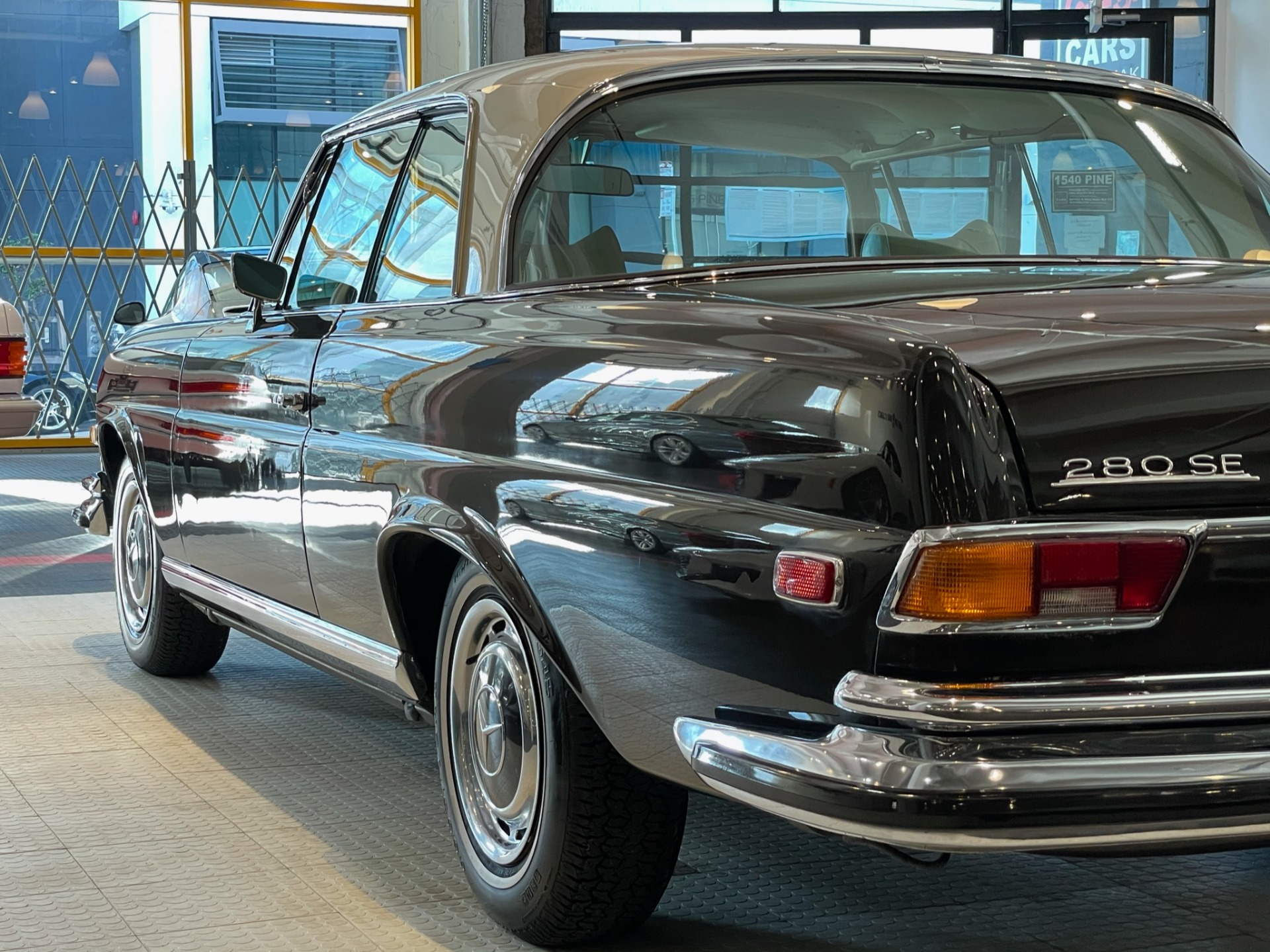 Used 1971 Mercedes-Benz 280SE 3.5 | St. Petersburg, FL