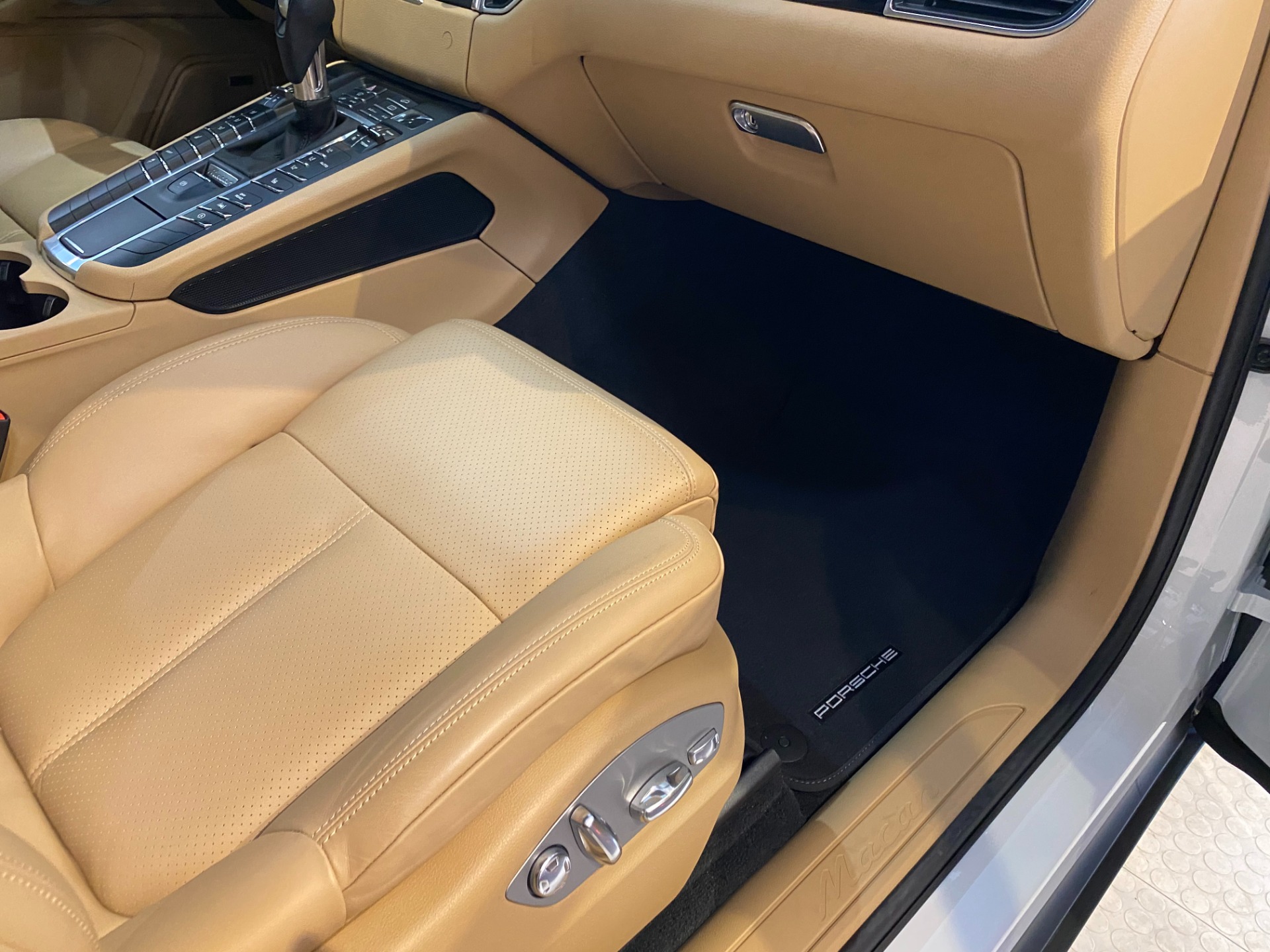 Used 2017 Porsche Macan | St. Petersburg, FL