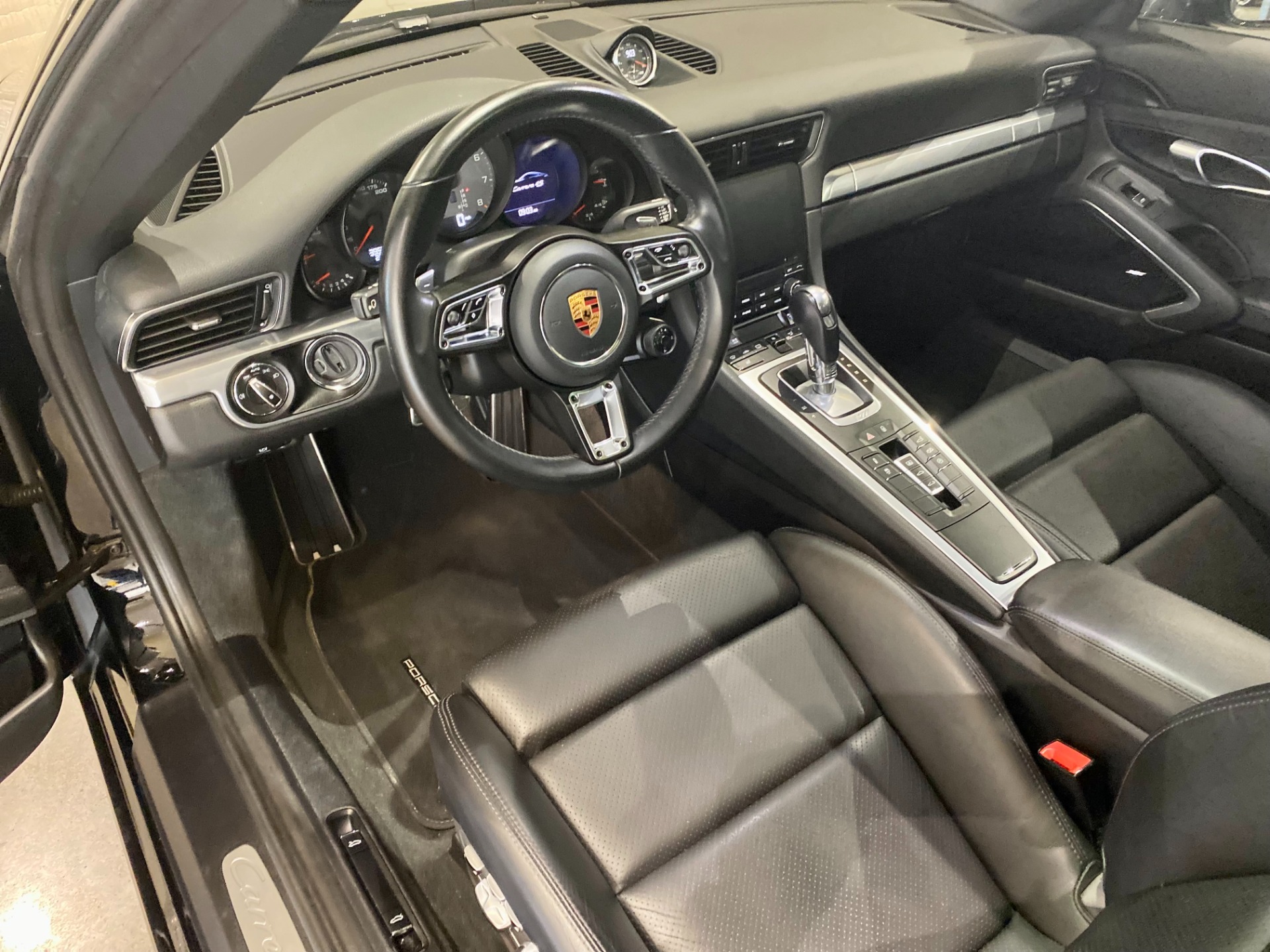 Used 2018 Porsche 911 Carrera 4S | St. Petersburg, FL