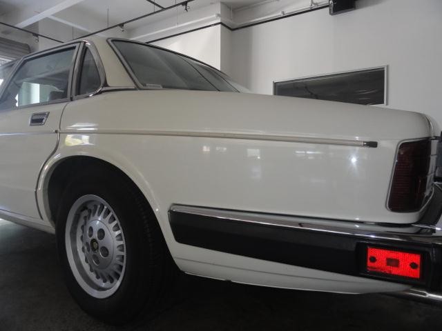 Used 1988 Jaguar XJ-Series XJ6 For Sale ($3,999) | Cars Dawydiak Stock