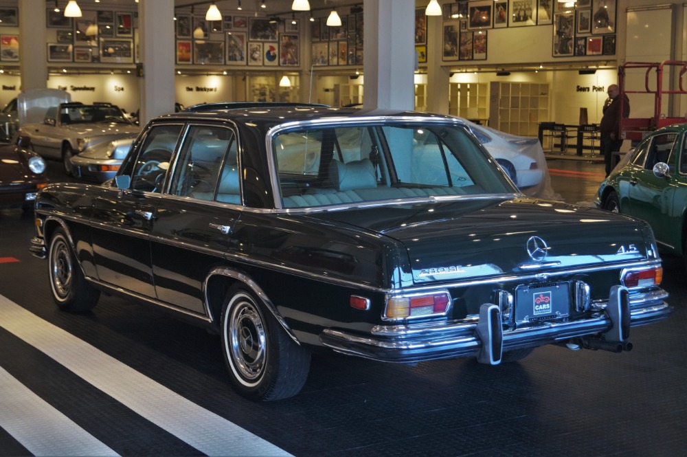 1972 Mercedes 280 Noir Manuel, 4 vitesses in Italie - A vendre | Car & Classic