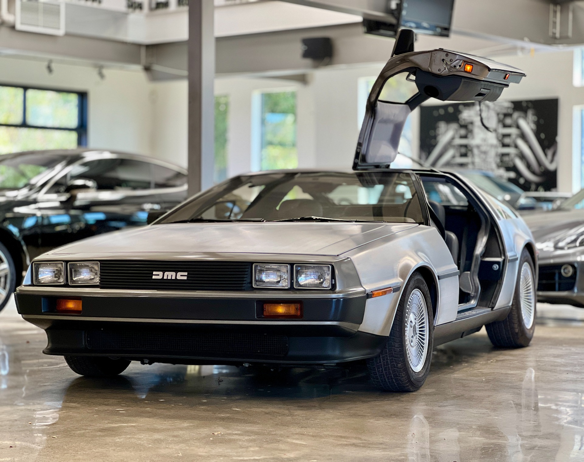 deloreanです。 Used 1981 DeLorean DMC-12 For Sale (Sold) | Cars Auto Stock