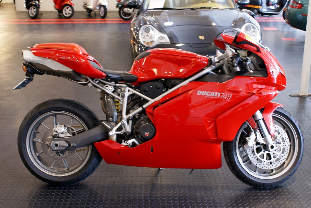 boîtier d'ouverture selle origine PIAGGIO 125 X9 EVO X 9 2006